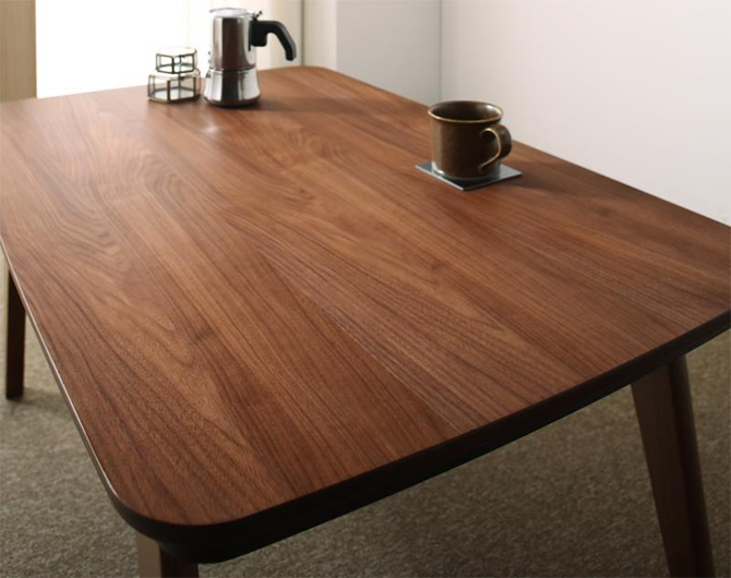 家具に使われる木材の種類について