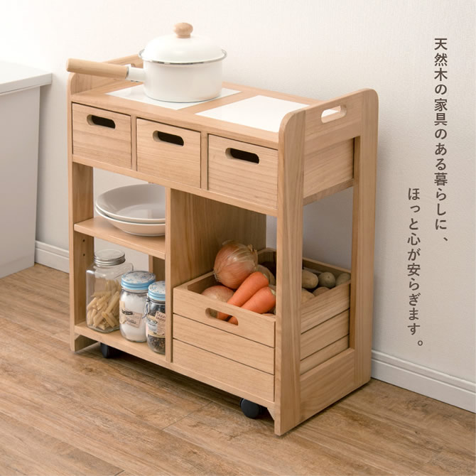 ほっと安らぎを感じる天然木