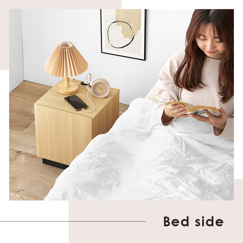 Bed side ベッドサイドで使えるサイドテーブル